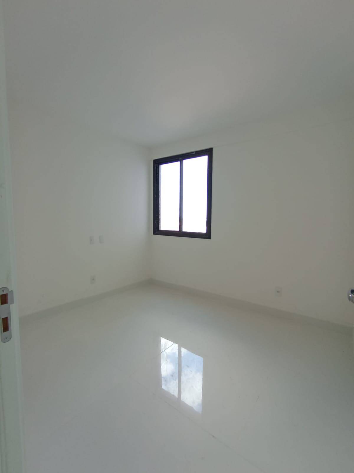 Apartamento para alugar com 3 quartos, 108m² - Foto 10