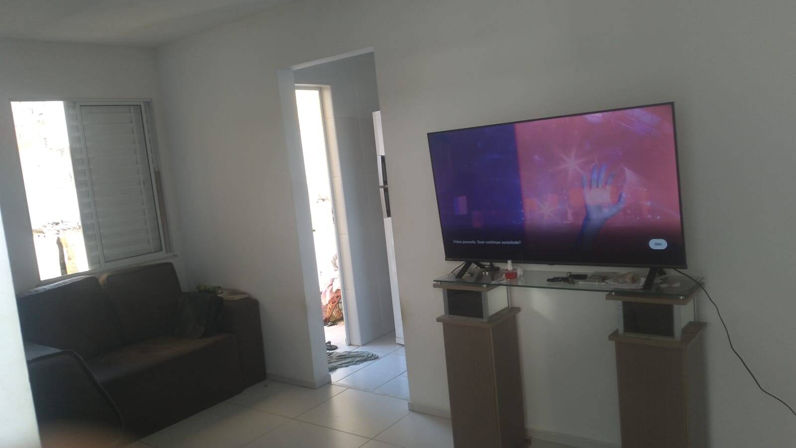 Casa à venda com 3 quartos, 200m² - Foto 1