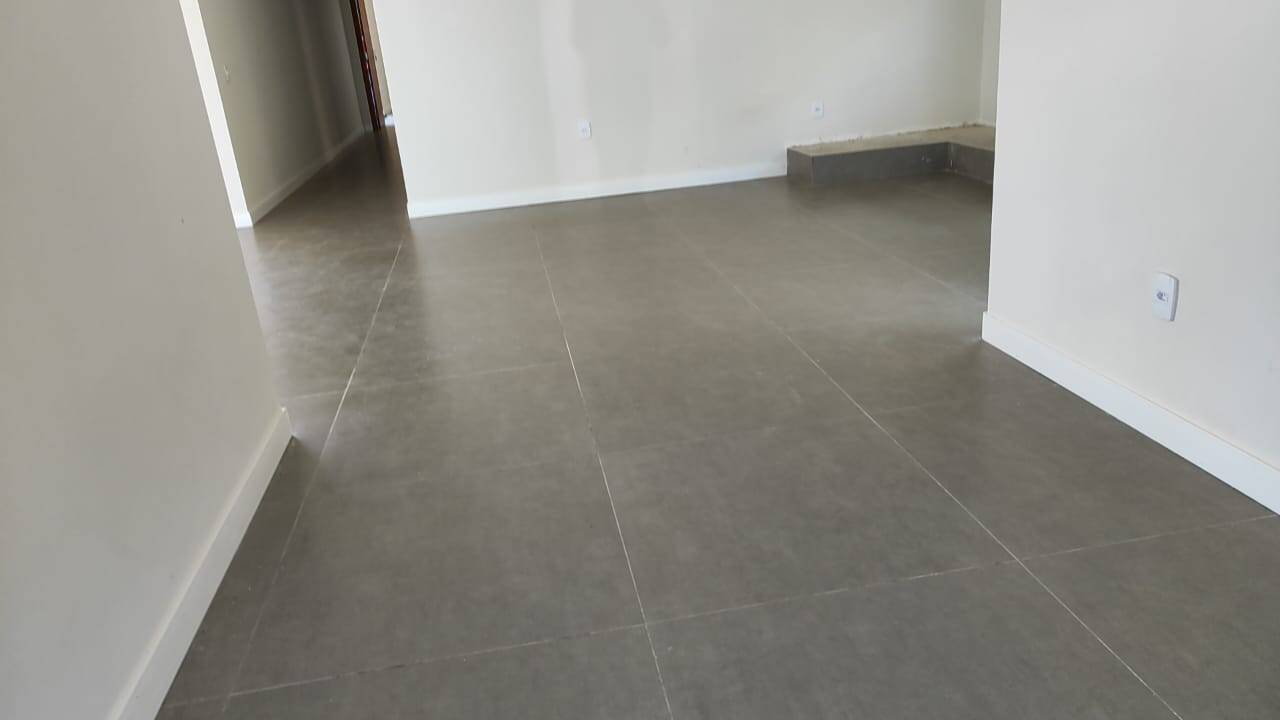 Casa à venda com 3 quartos, 600m² - Foto 11