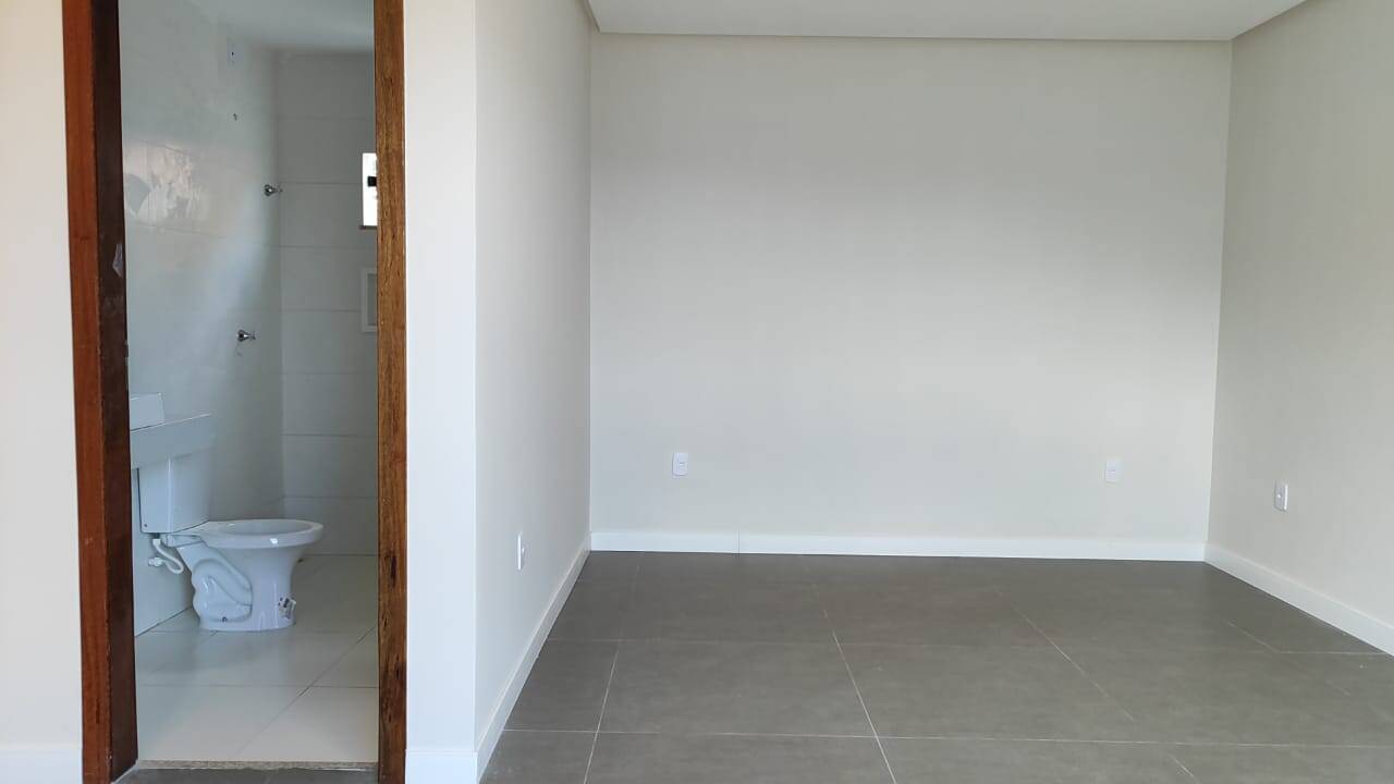 Casa à venda com 3 quartos, 600m² - Foto 19