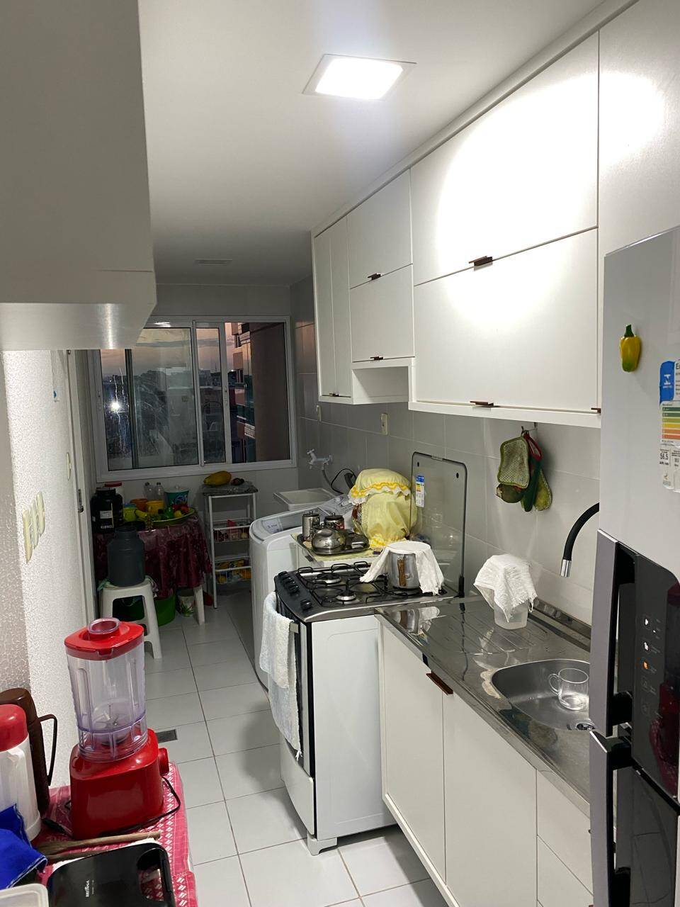 Apartamento à venda com 3 quartos, 80m² - Foto 2