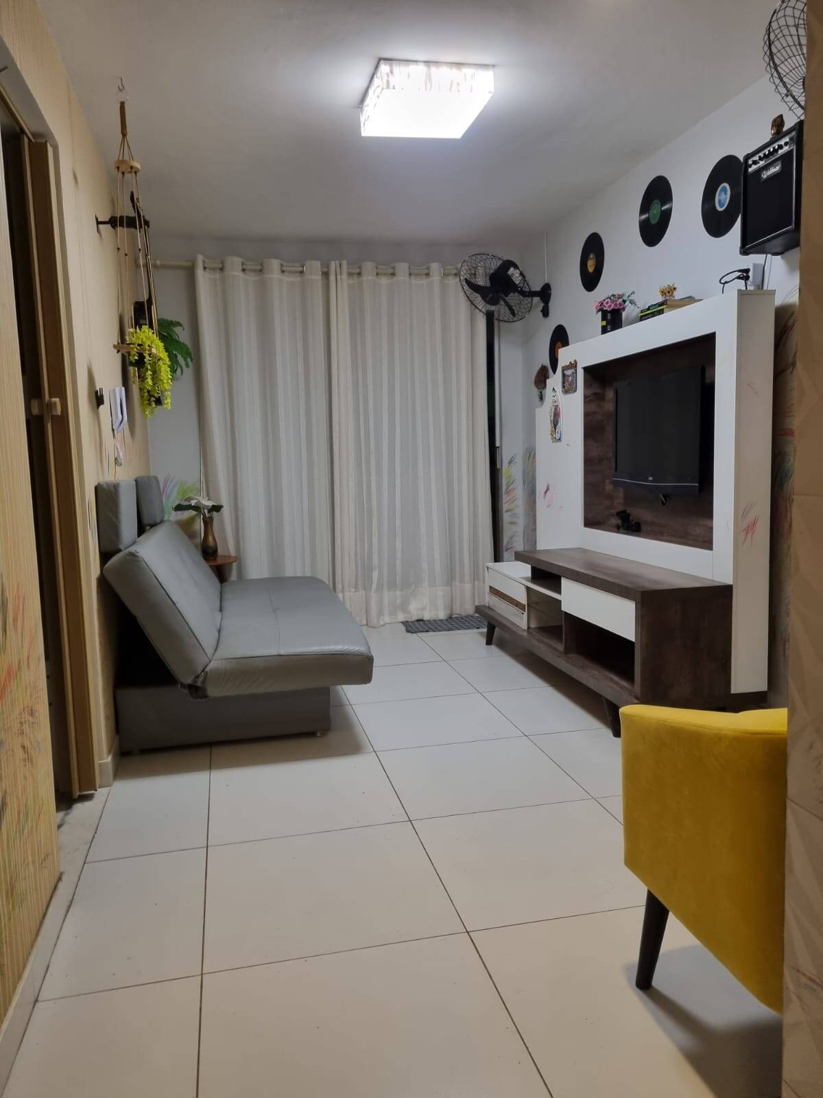 Casa à venda com 3 quartos, 162m² - Foto 2