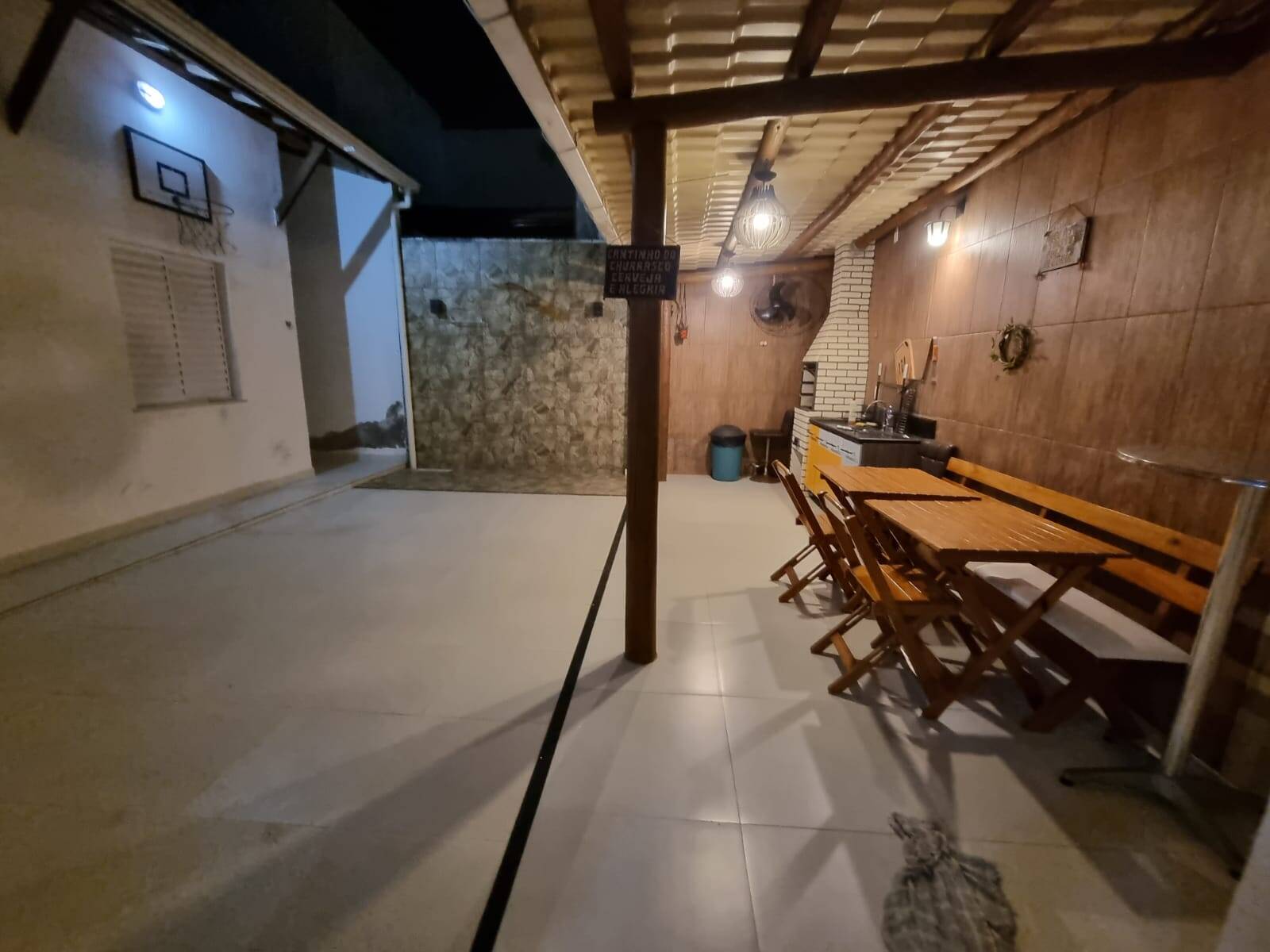 Casa à venda com 3 quartos, 162m² - Foto 5