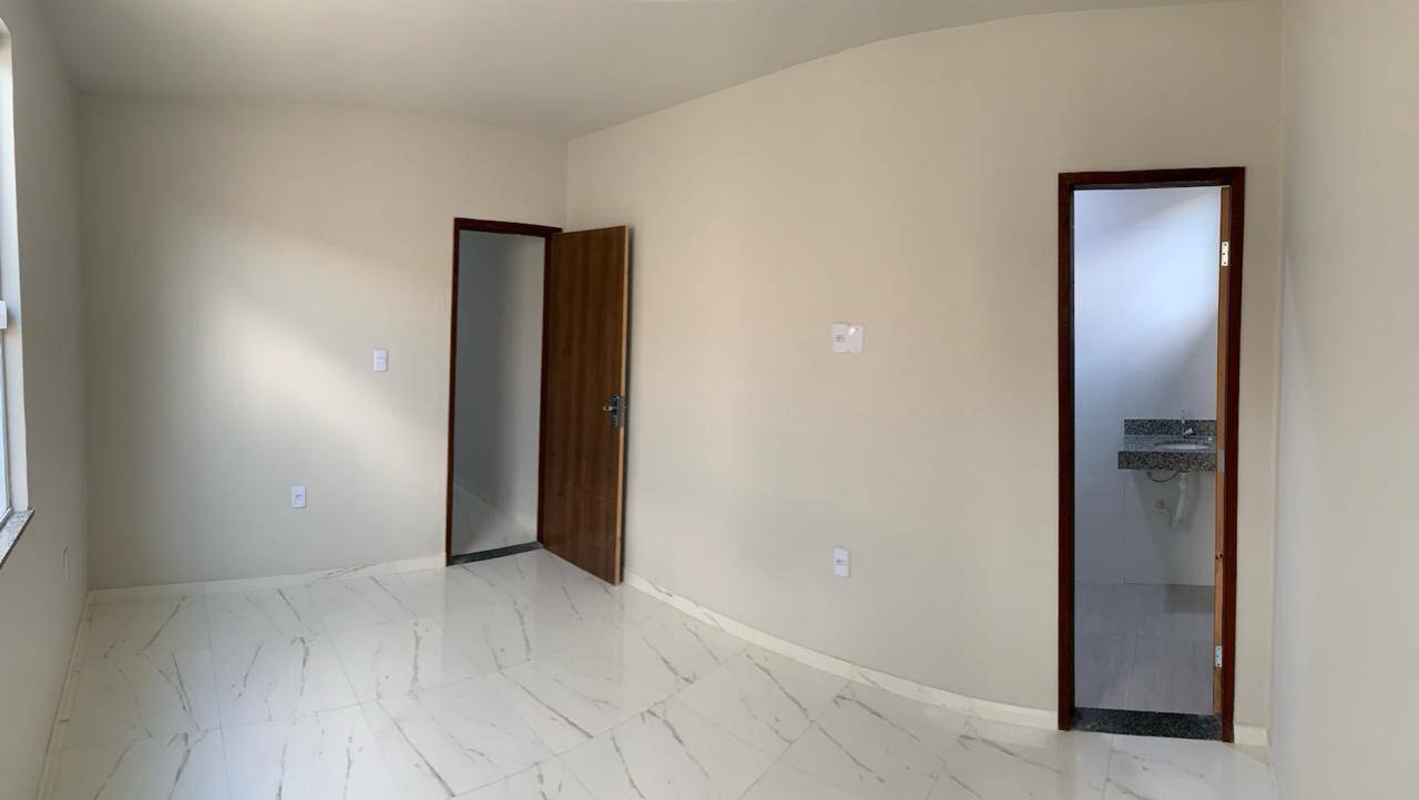 Casa à venda com 3 quartos, 80m² - Foto 3