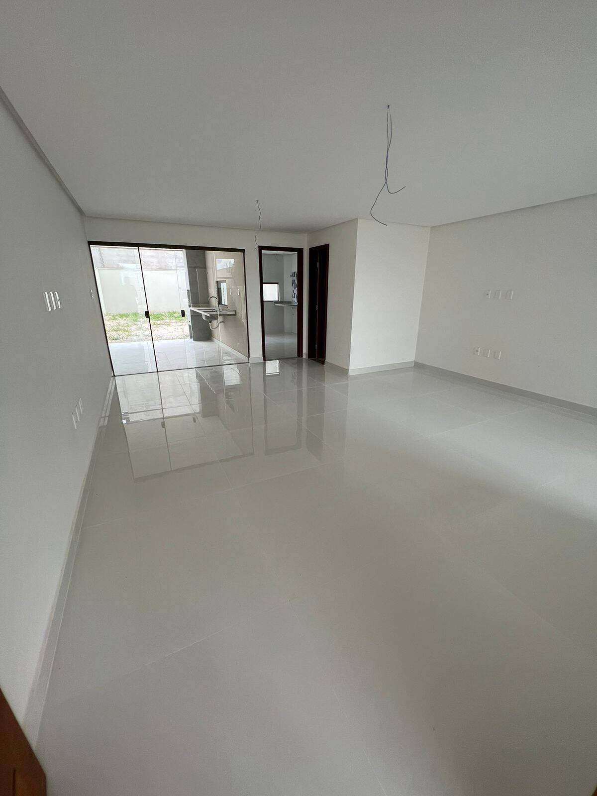 Casa à venda com 3 quartos, 172m² - Foto 8