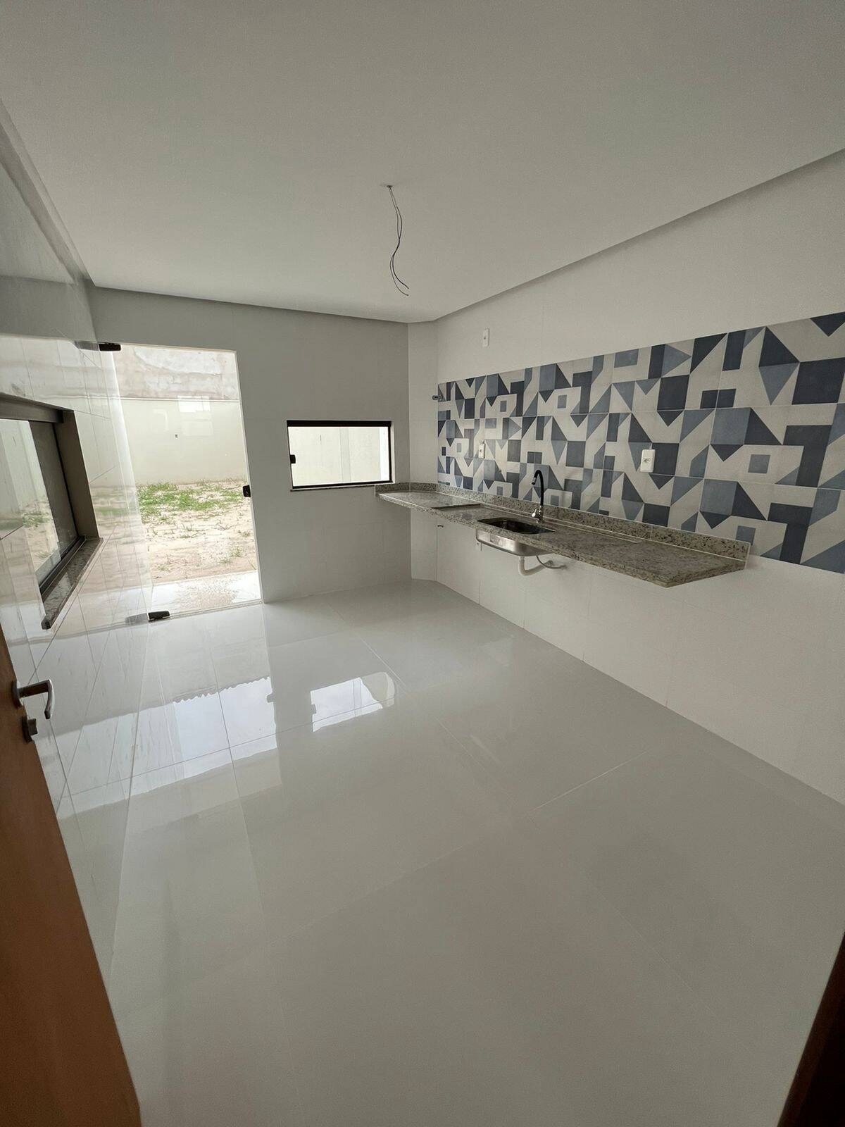 Casa à venda com 3 quartos, 172m² - Foto 14