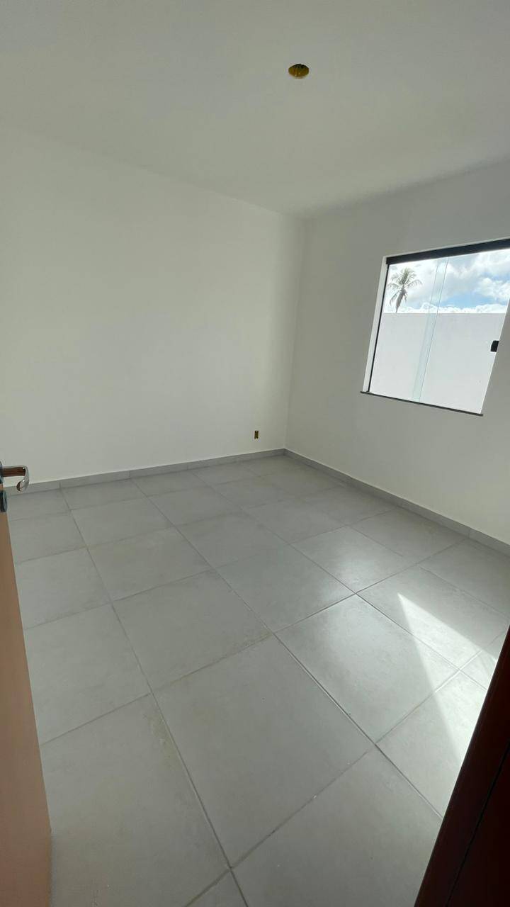 Casa à venda com 2 quartos, 69m² - Foto 5