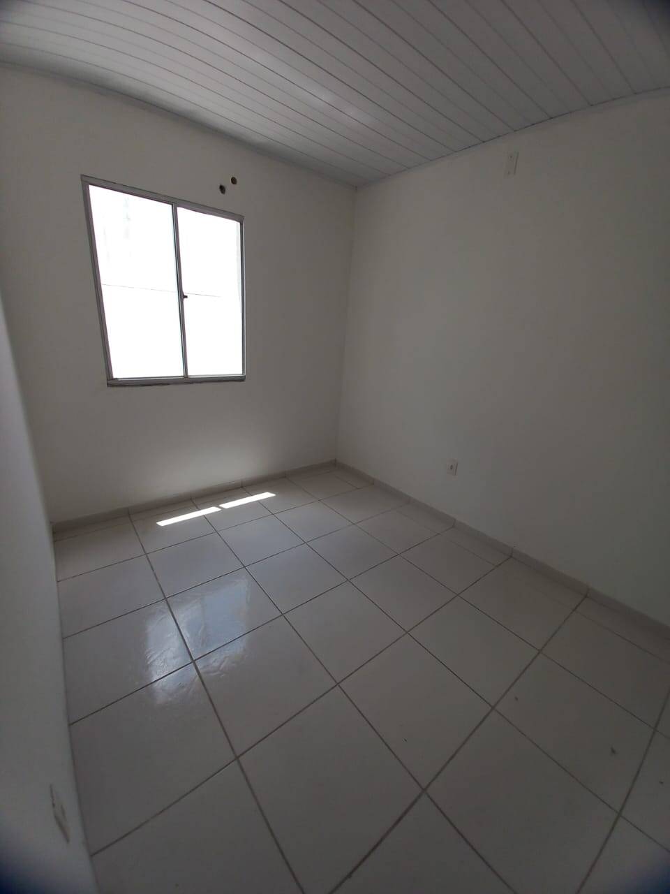 Casa à venda com 2 quartos, 69m² - Foto 9