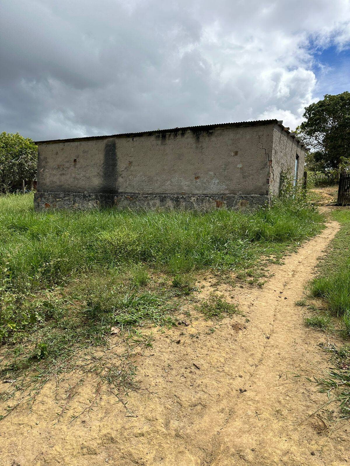 Terreno à venda com 4 quartos, 219m² - Foto 8