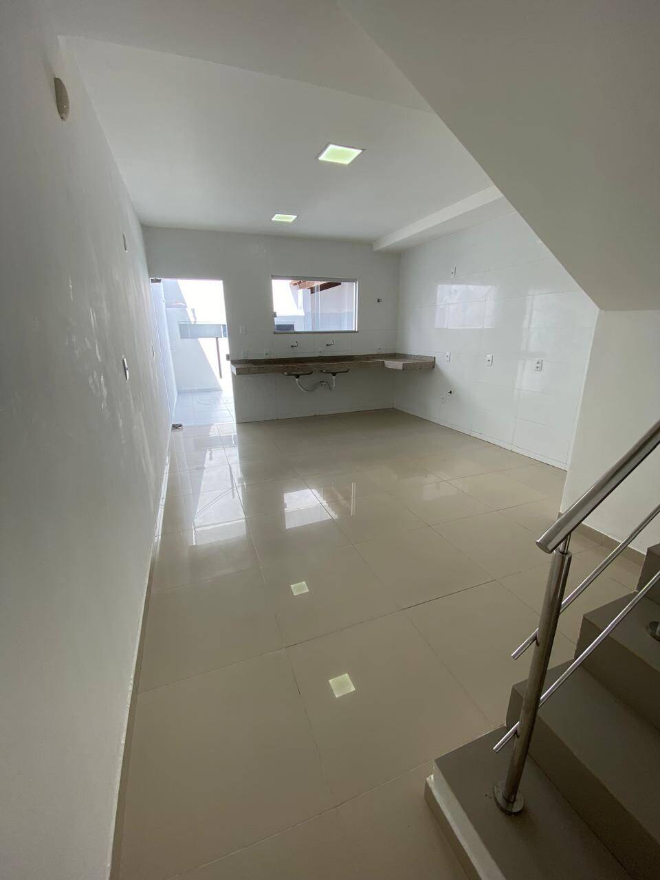 Casa à venda com 3 quartos, 165m² - Foto 11