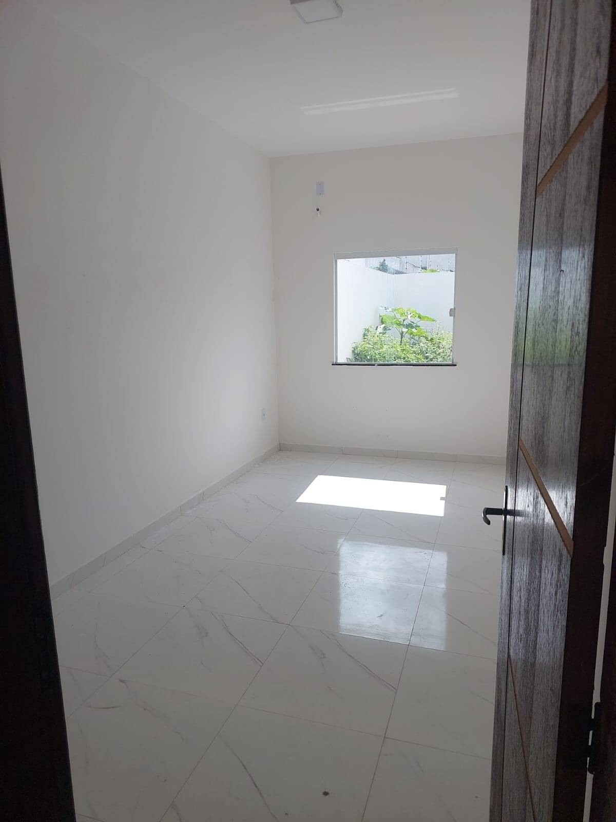 Casa à venda com 2 quartos, 73m² - Foto 12