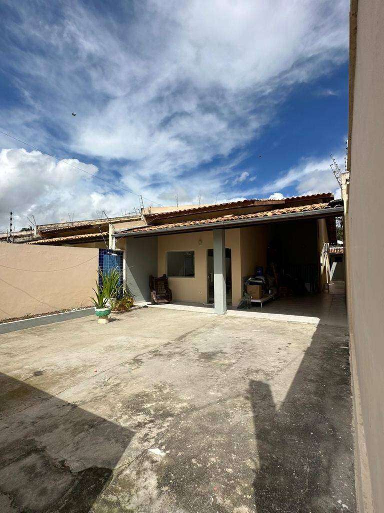 Casa à venda com 3 quartos, 140m² - Foto 1