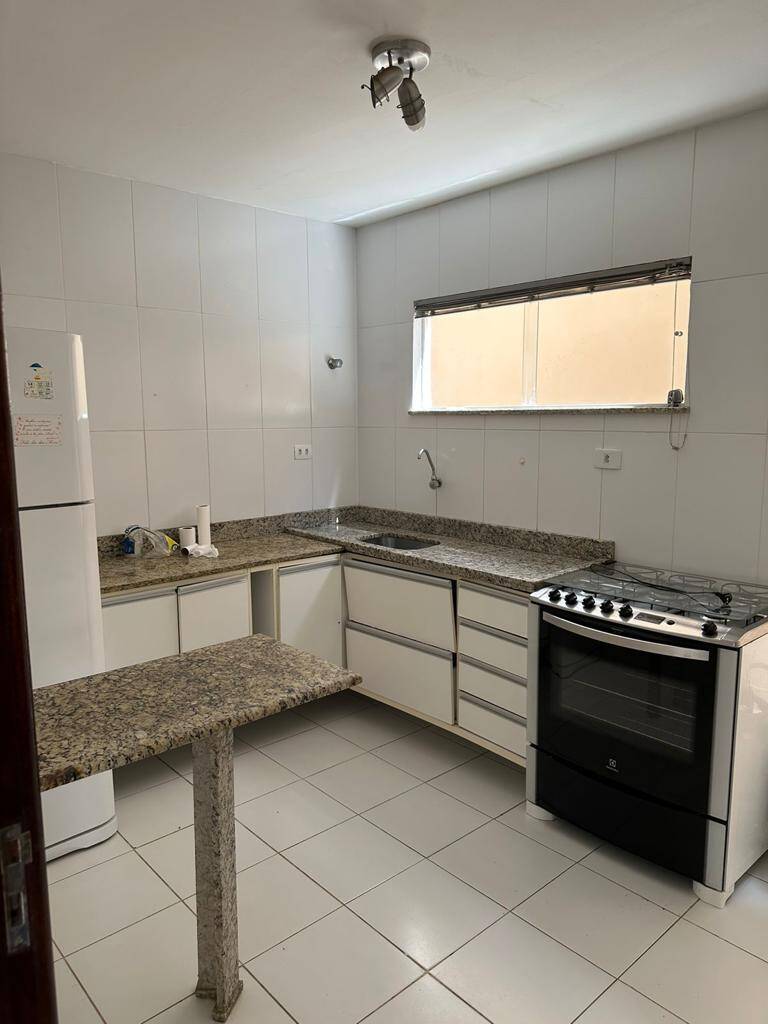 Casa à venda com 3 quartos, 140m² - Foto 9