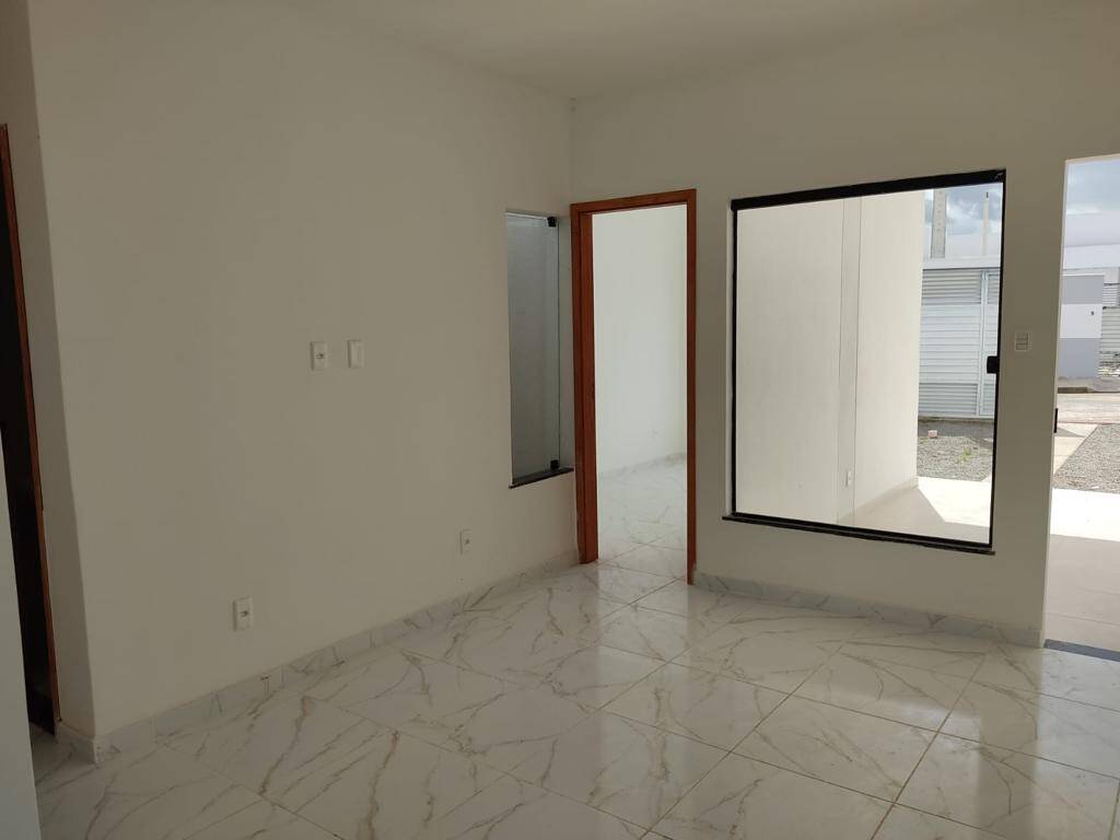 Casa à venda com 2 quartos, 68m² - Foto 6