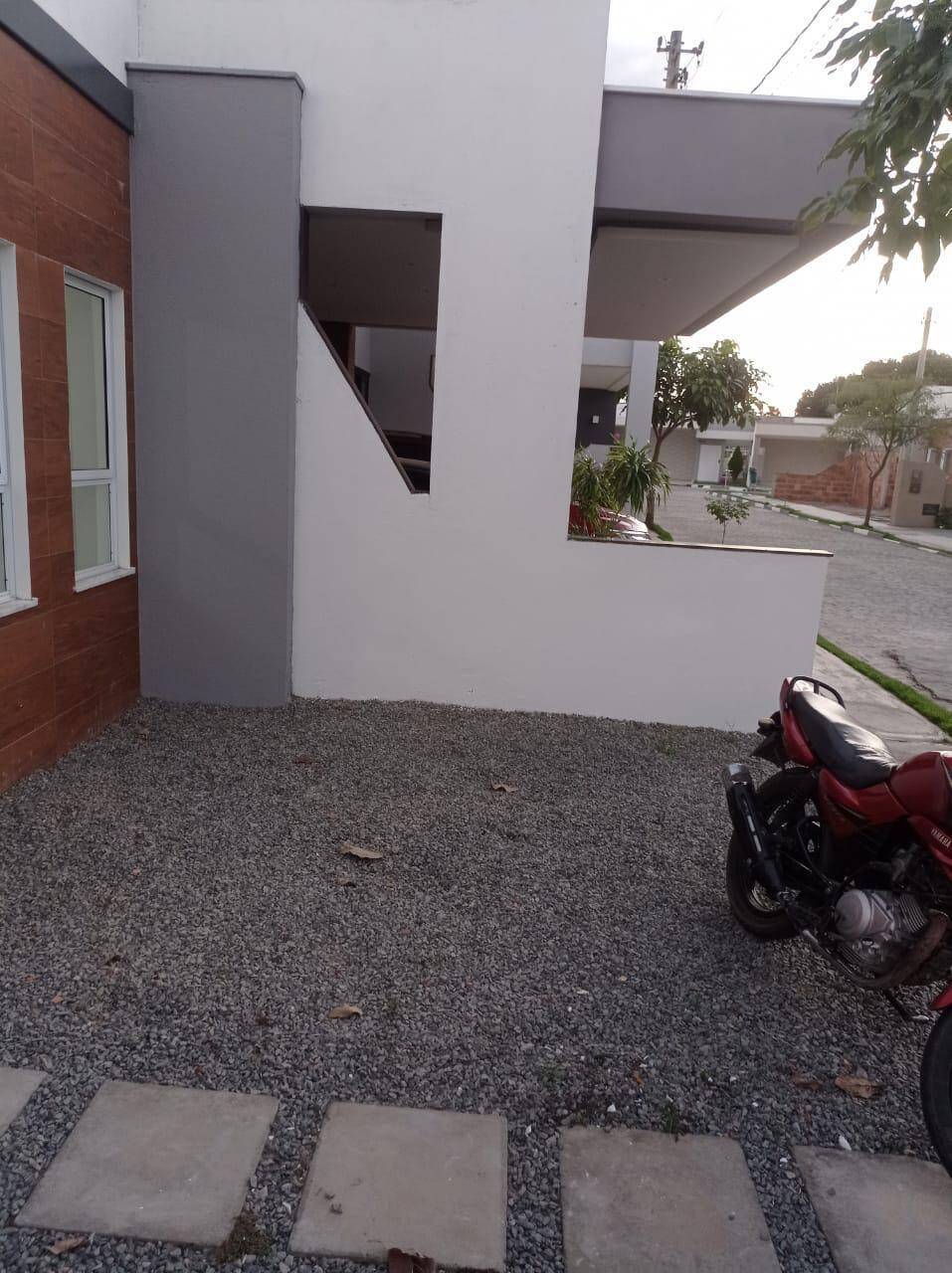 Casa para alugar com 3 quartos, 66m² - Foto 12