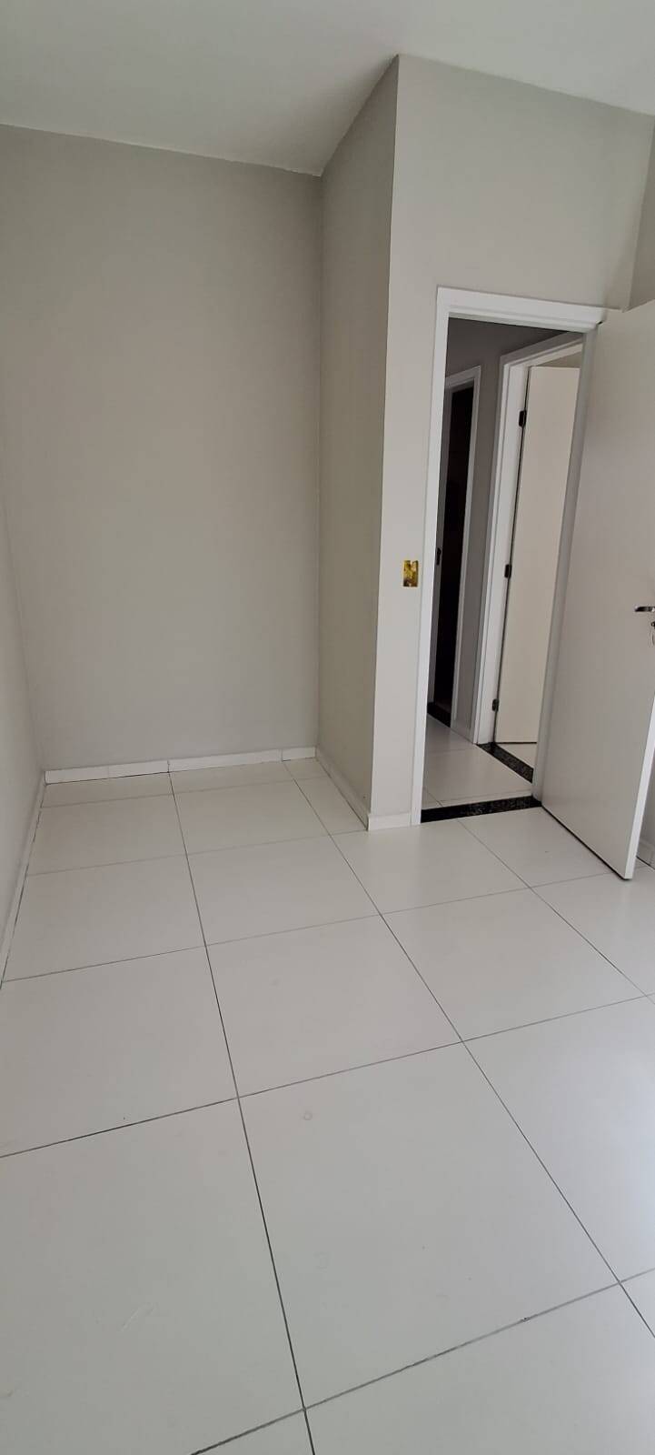 Casa à venda com 2 quartos, 54m² - Foto 3