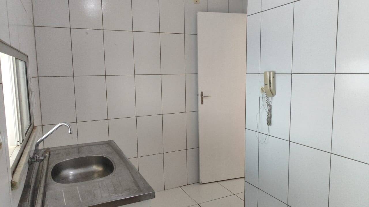 Casa à venda e aluguel com 3 quartos - Foto 8