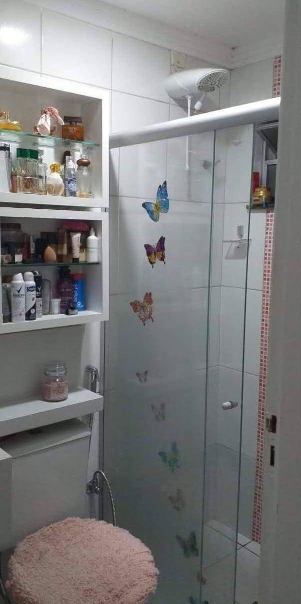 Apartamento à venda com 3 quartos - Foto 2