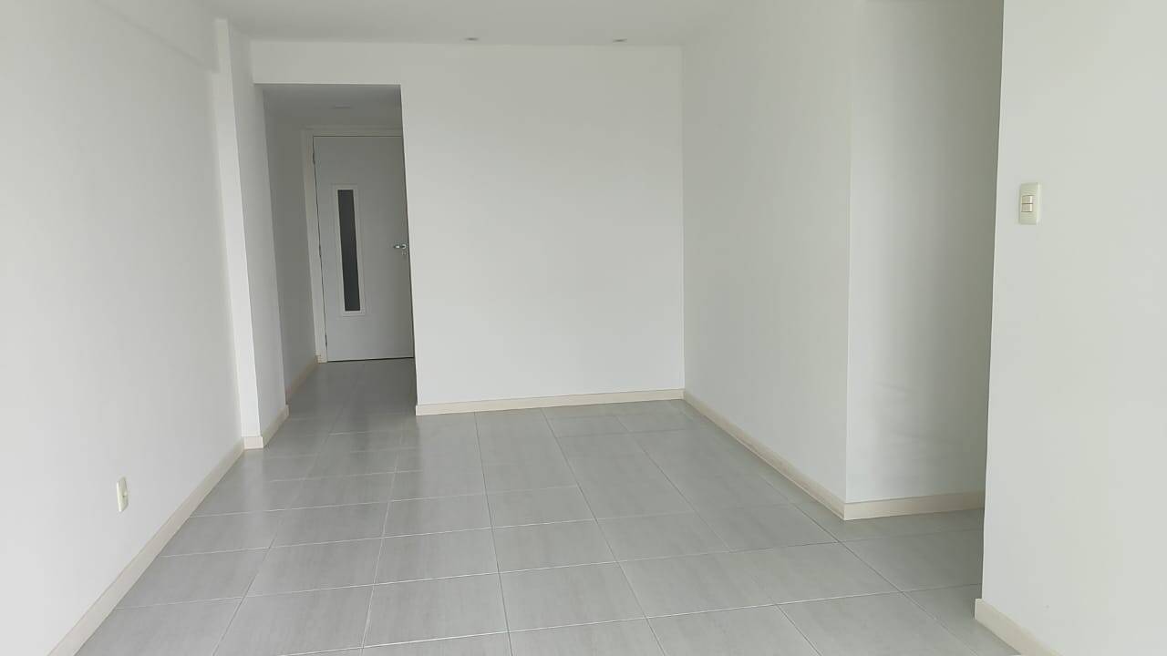 Apartamento à venda e aluguel com 3 quartos - Foto 8