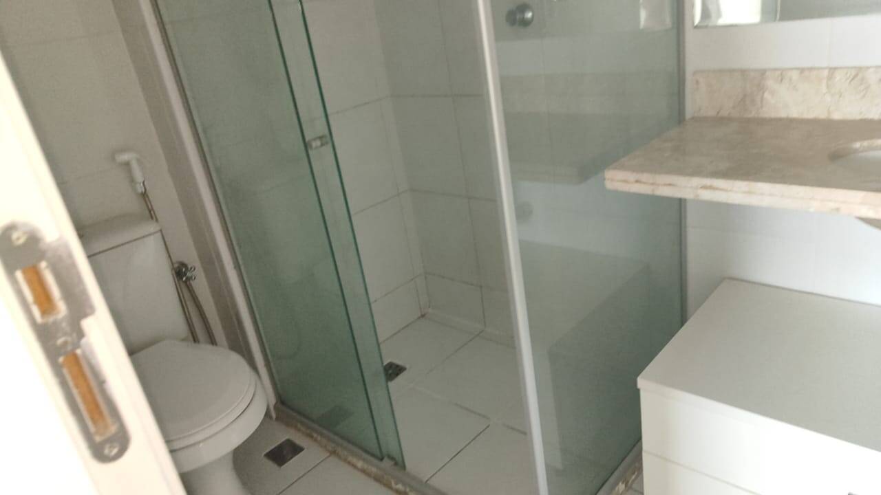 Apartamento à venda e aluguel com 2 quartos - Foto 2