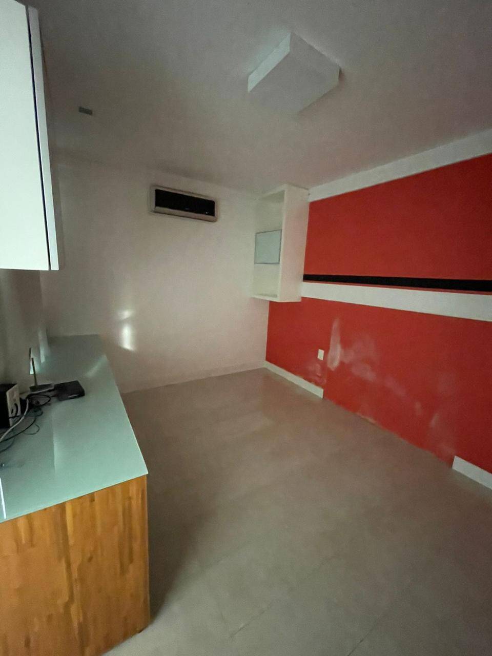 Casa para alugar com 4 quartos, 630m² - Foto 7