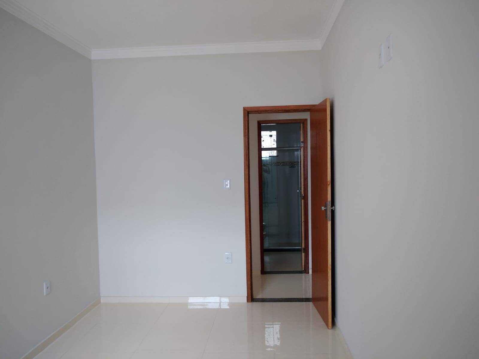 Casa à venda com 2 quartos, 70m² - Foto 9