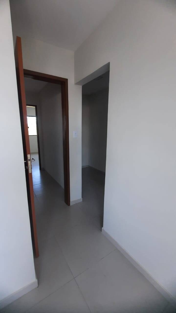 Casa à venda com 3 quartos, 114m² - Foto 6