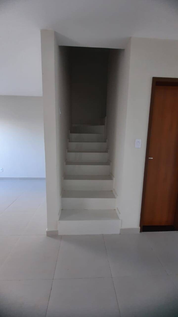 Casa à venda com 3 quartos, 114m² - Foto 15