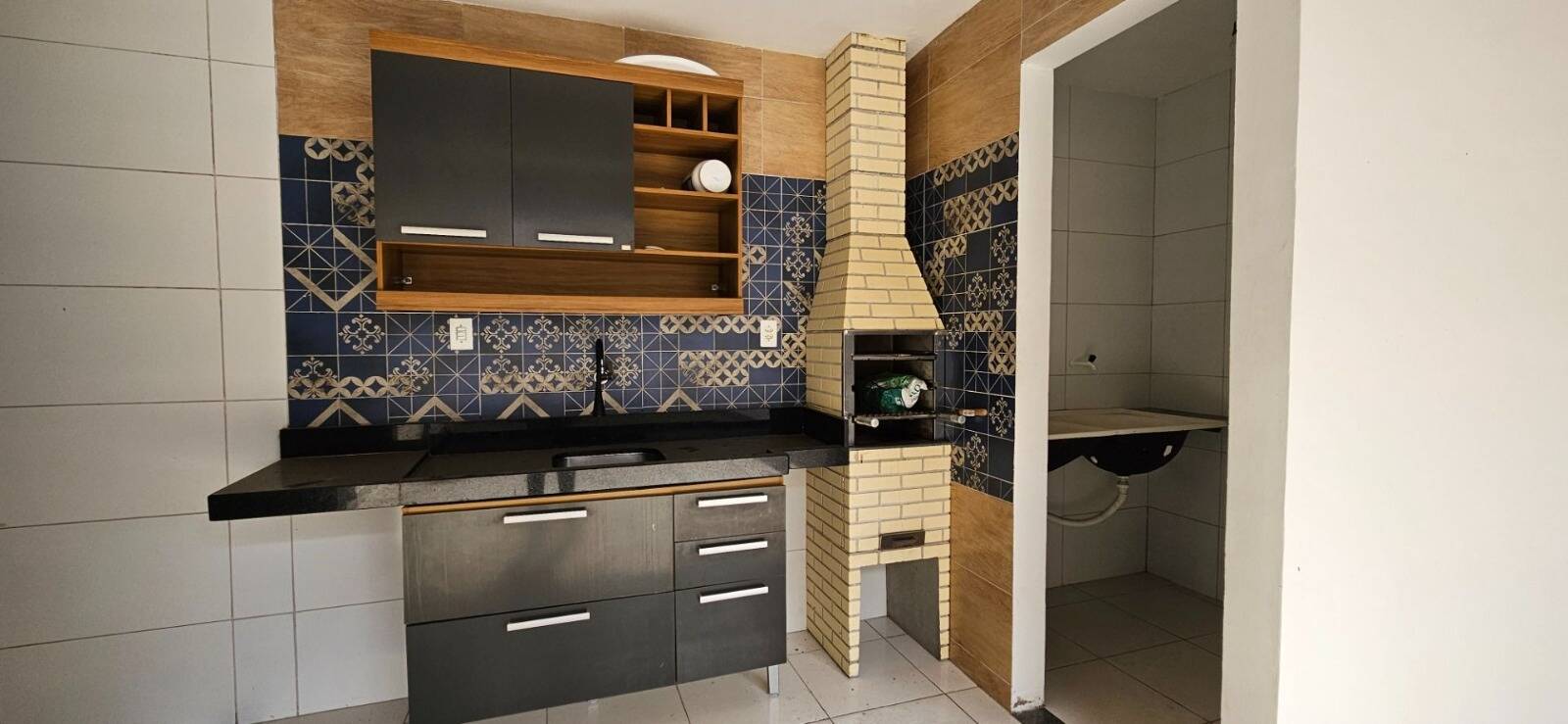 Casa para alugar com 3 quartos, 200m² - Foto 1