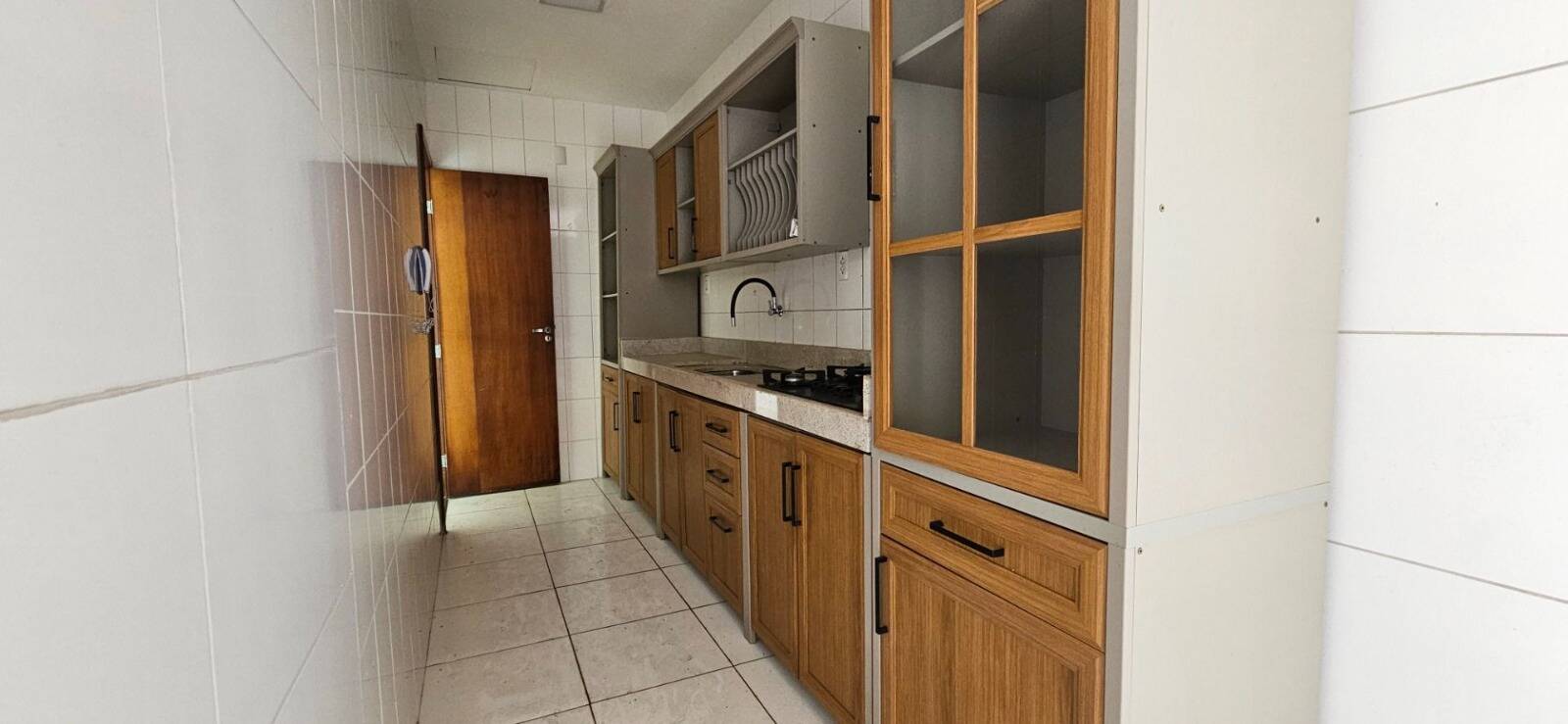 Casa para alugar com 3 quartos, 200m² - Foto 5