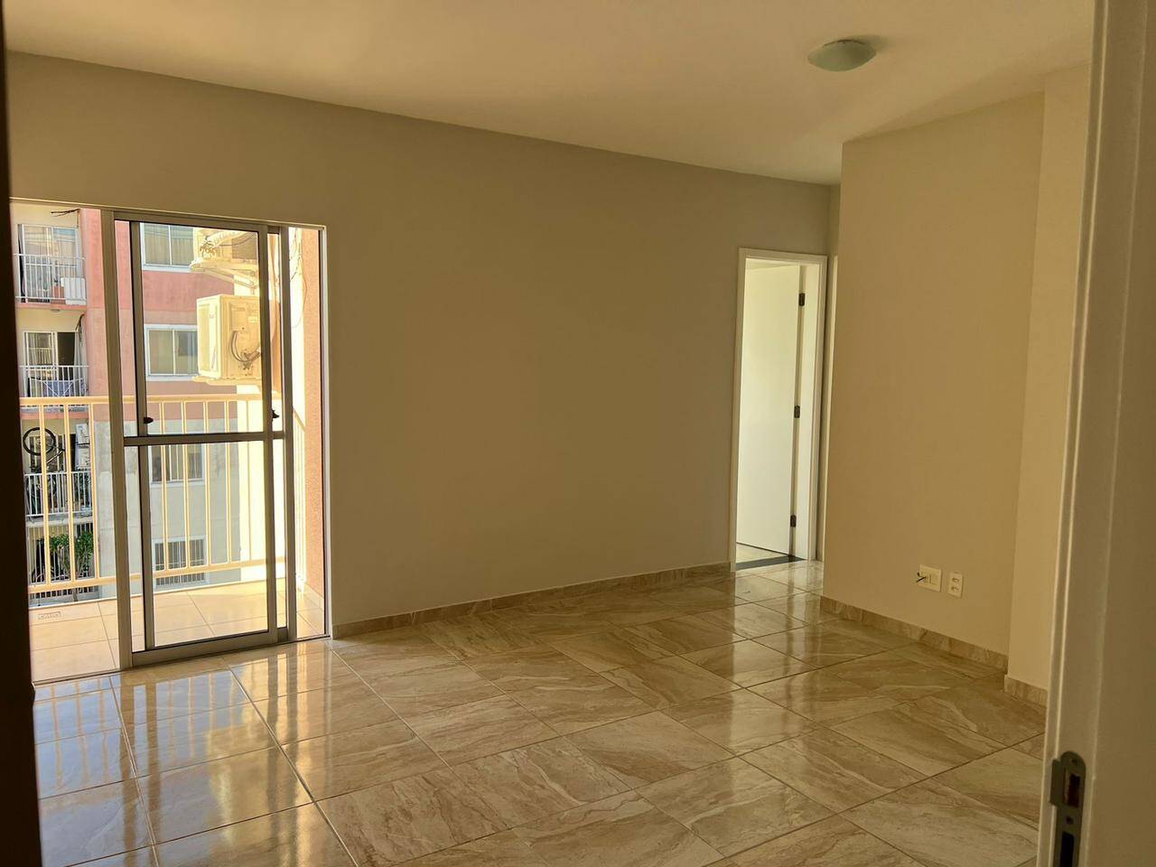 Apartamento à venda com 2 quartos - Foto 1