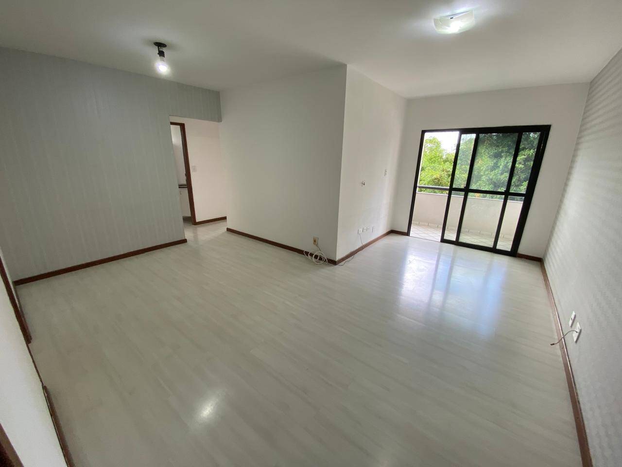 Apartamento para alugar com 3 quartos - Foto 1