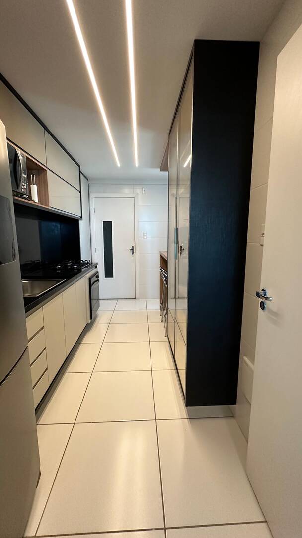 Apartamento para alugar com 3 quartos, 108m² - Foto 19