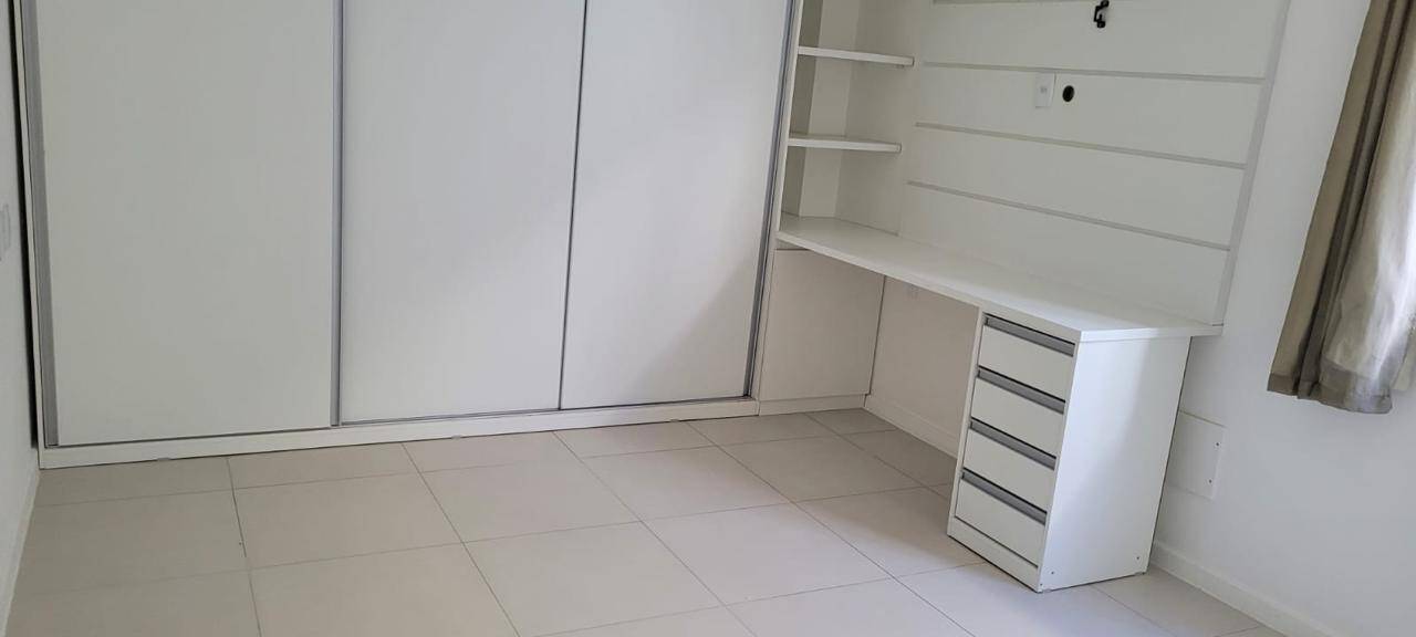 Casa à venda com 4 quartos, 100m² - Foto 16