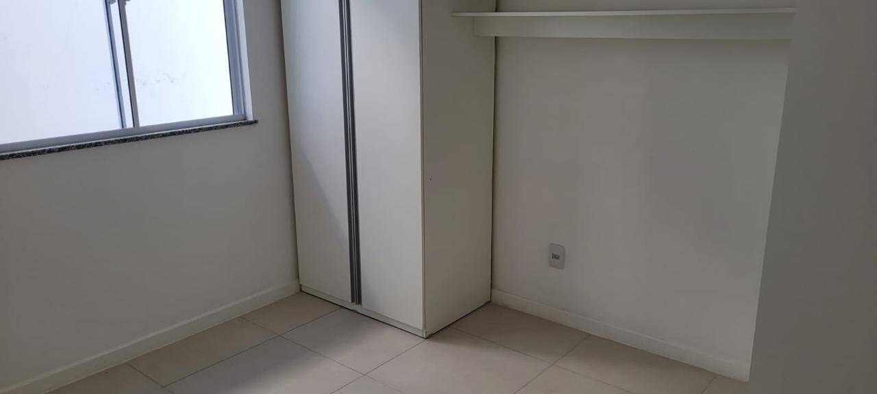 Casa à venda com 4 quartos, 100m² - Foto 18