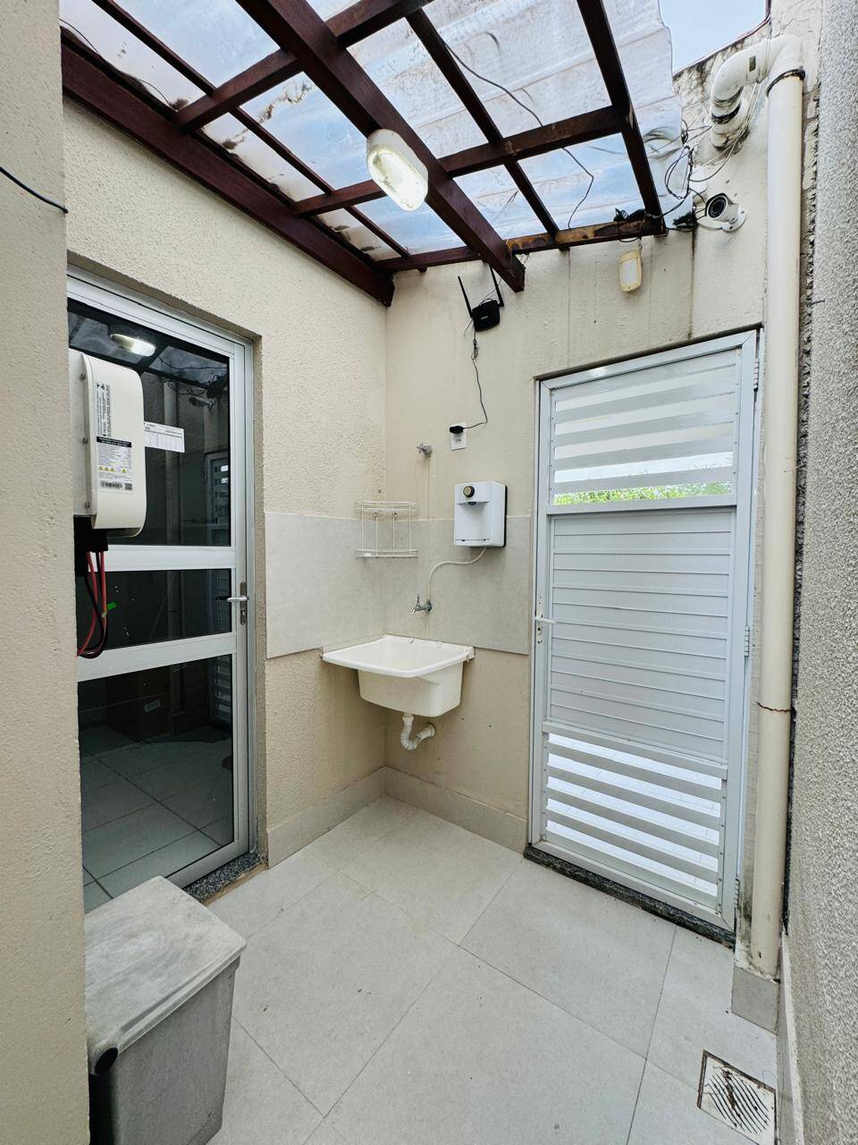 Casa à venda com 2 quartos, 50m² - Foto 16