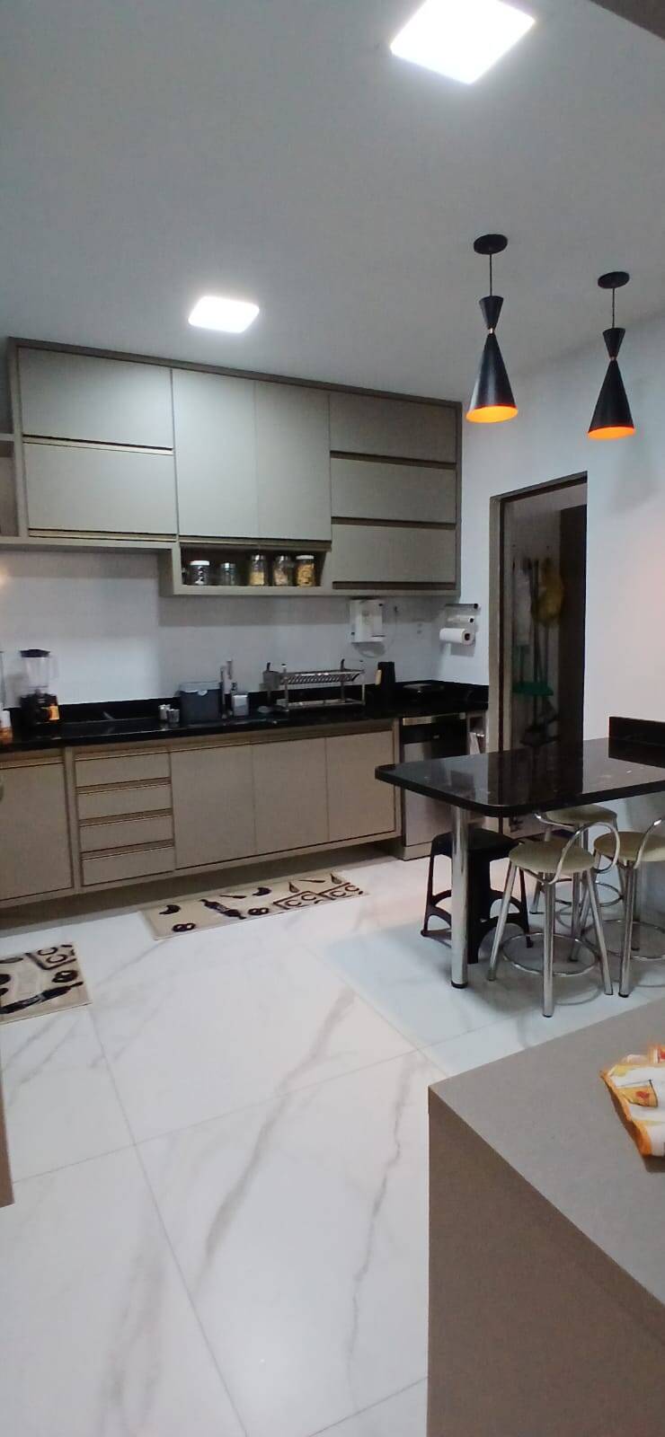 Casa à venda com 4 quartos, 153m² - Foto 14