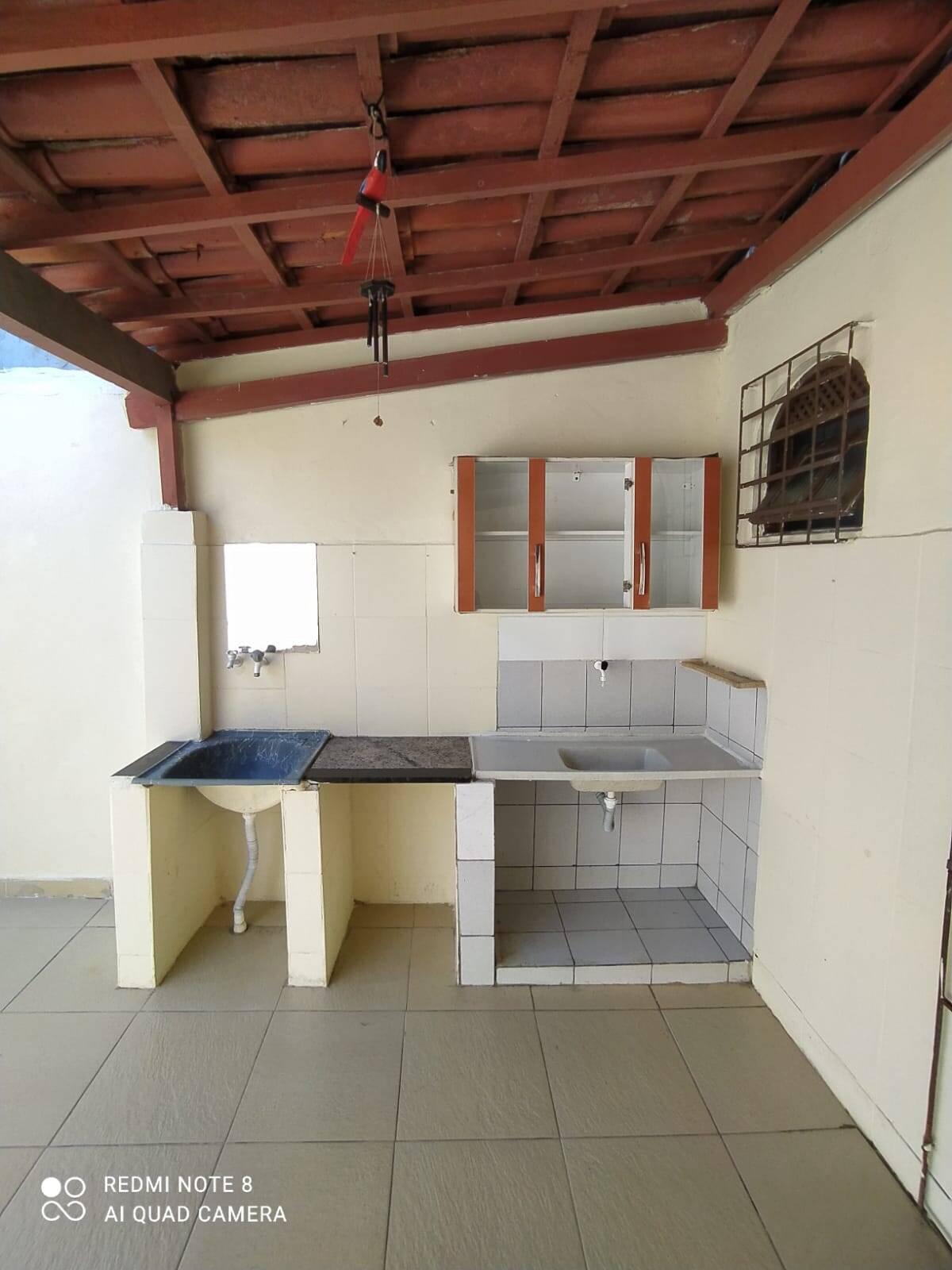 Casa à venda com 3 quartos, 98m² - Foto 4