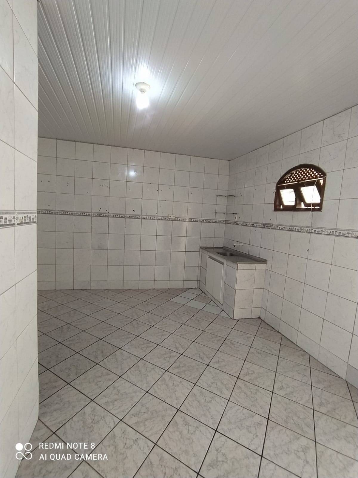 Casa à venda com 3 quartos, 98m² - Foto 8