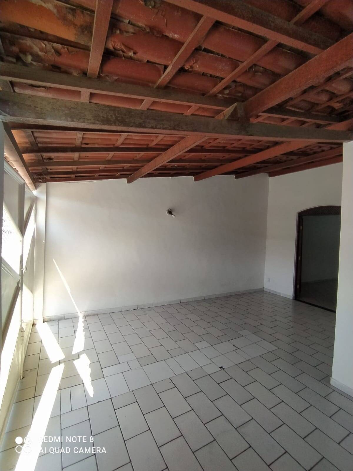 Casa à venda com 3 quartos, 98m² - Foto 18