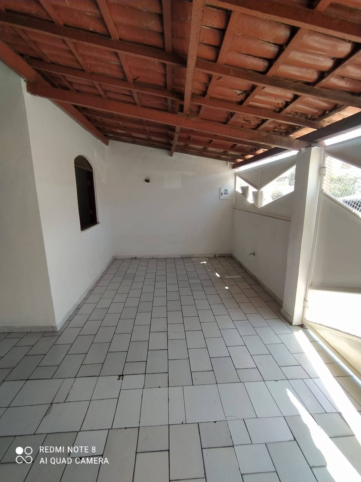 Casa à venda com 3 quartos, 98m² - Foto 20