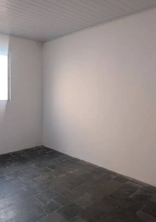 Casa à venda com 2 quartos, 125m² - Foto 5