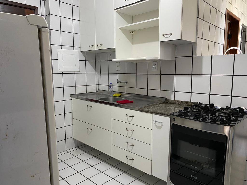 Apartamento à venda com 3 quartos - Foto 9