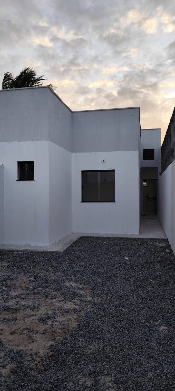 Casa à venda com 2 quartos, 150m² - Foto 4