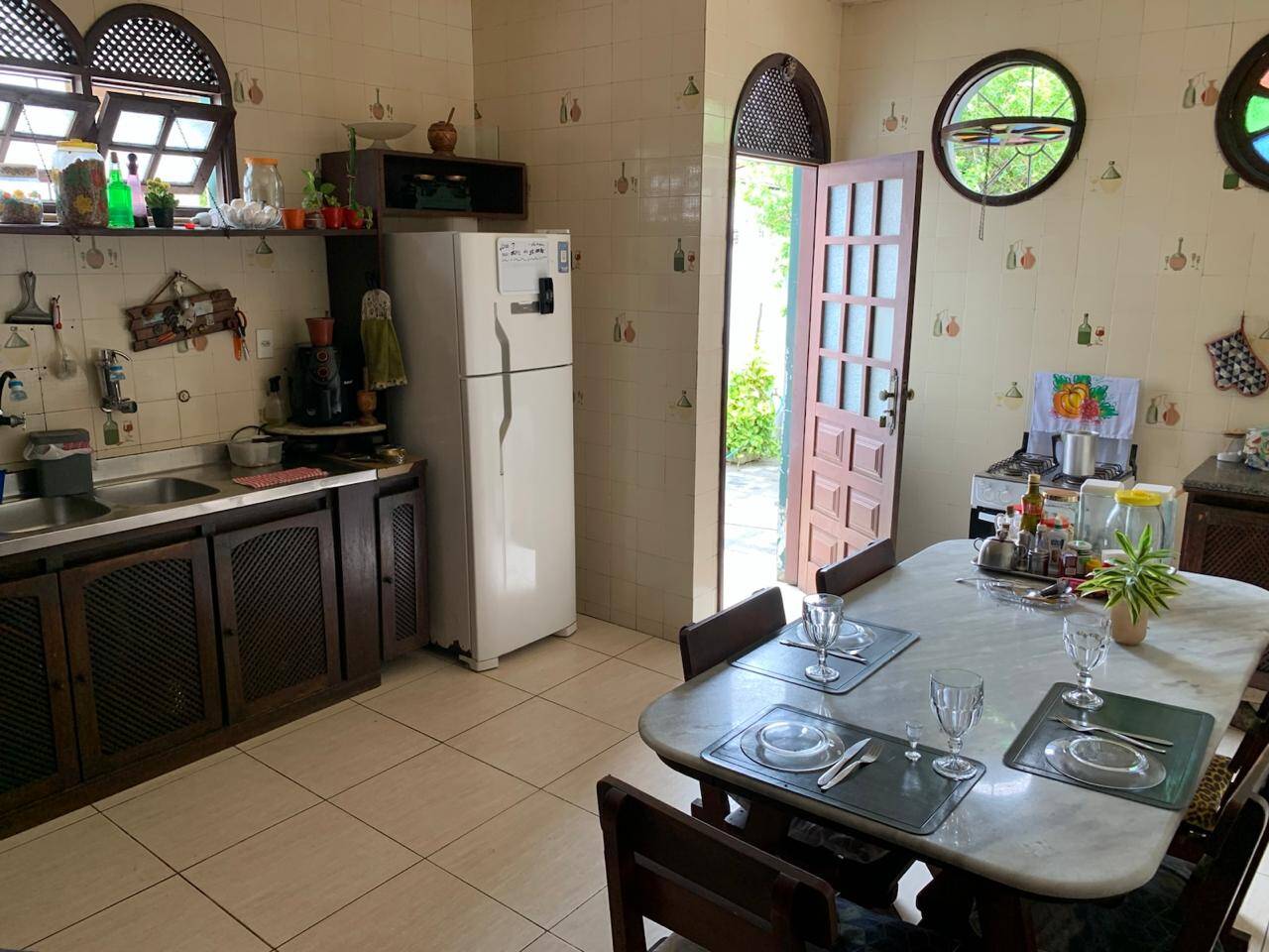 Casa à venda com 3 quartos, 360m² - Foto 4