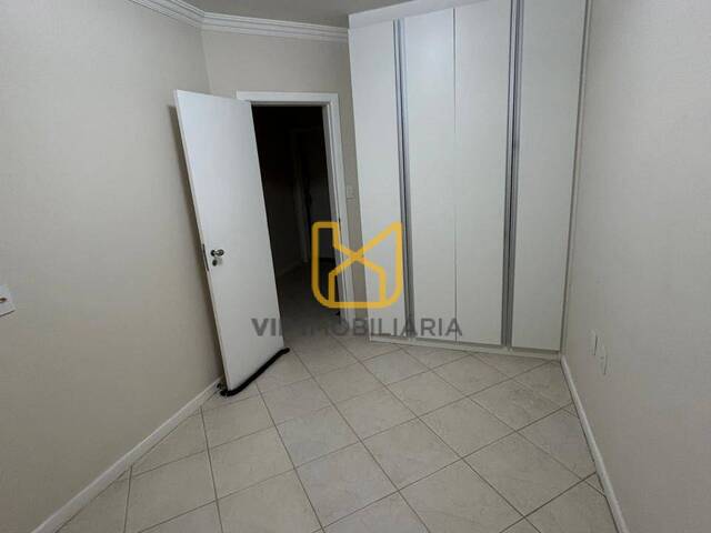 #3528 - Apartamentos para Venda em Feira de Santana - BA - 3